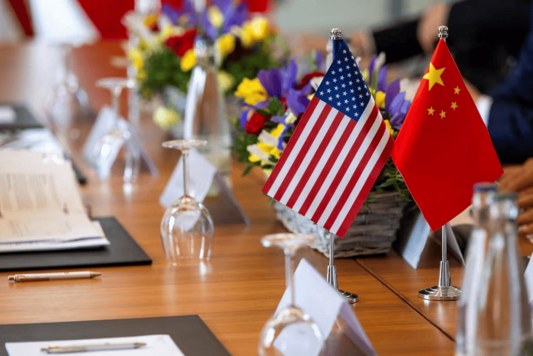 美方代表团来到北京<strong></p>
<p>usdt泰达币</strong>,跟李成钢部长直接对上线,说起话来客客气气的