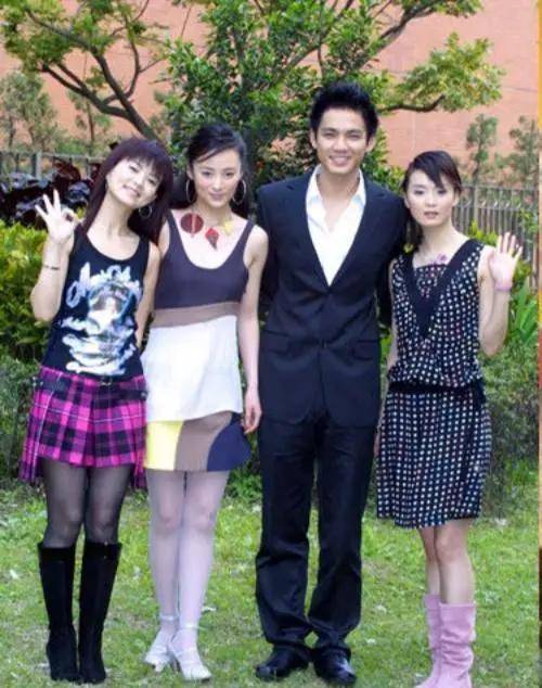 李湘气得翻出了瘦瘦的照片……她年轻时确实是仙女啊<strong></p>
<p>usdt泰达币</strong>!