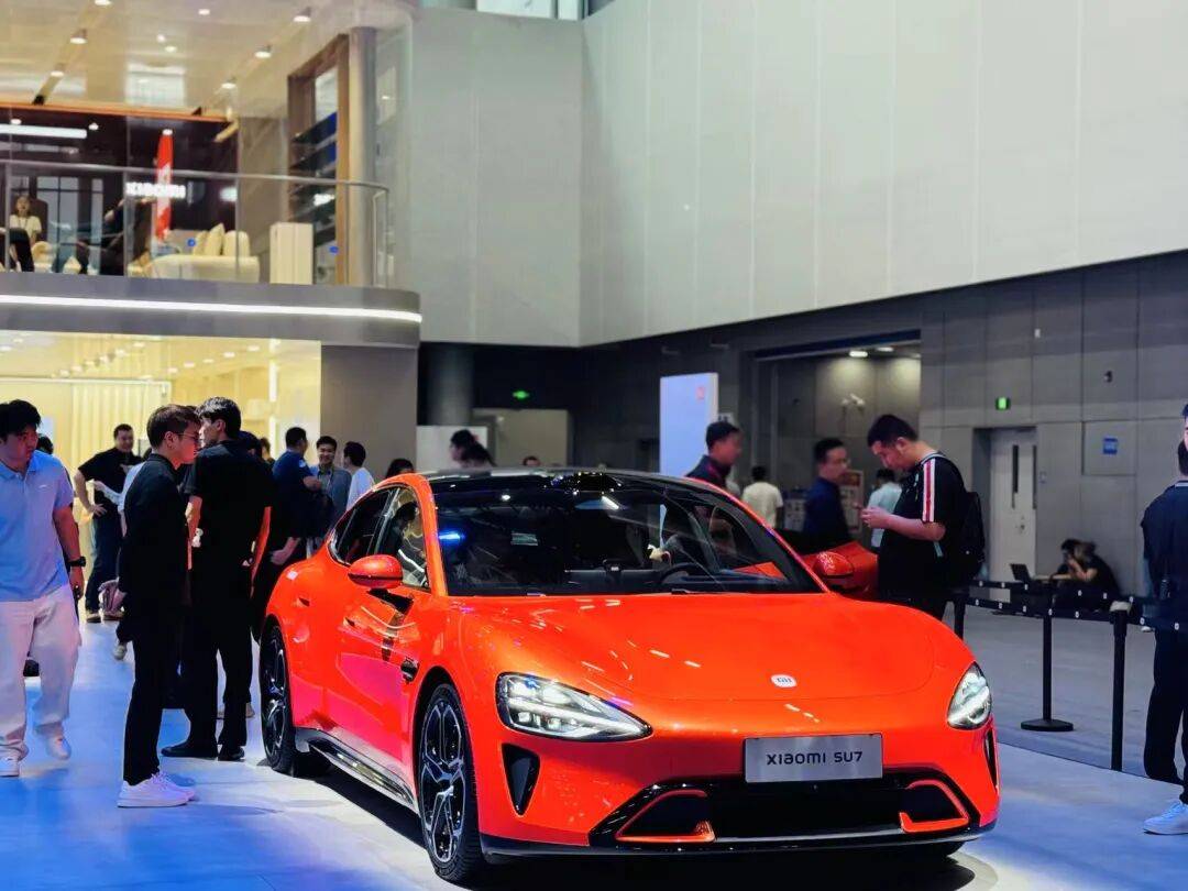 小米SU7常州再起火<strong></p>
<p>aicoin官网</strong>!车主称“锂电池未及时取出”