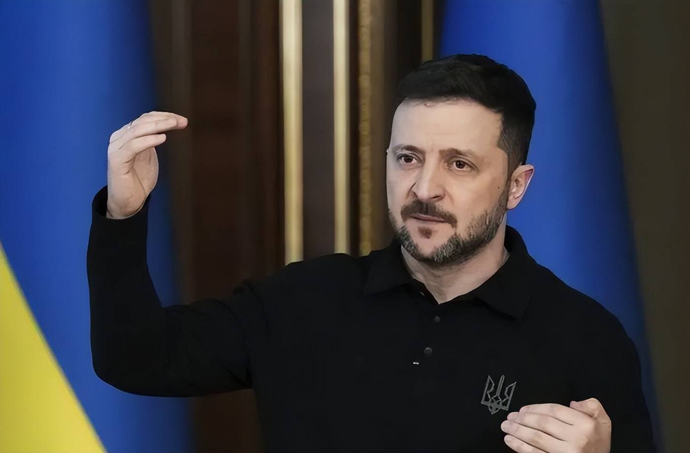 专访中途两度断电成笑柄！泽连斯基宣称乌克兰将胜利<strong></p>
<p>aicoin官网</strong>，实则美军撤离援乌弹药缺口达 40%？