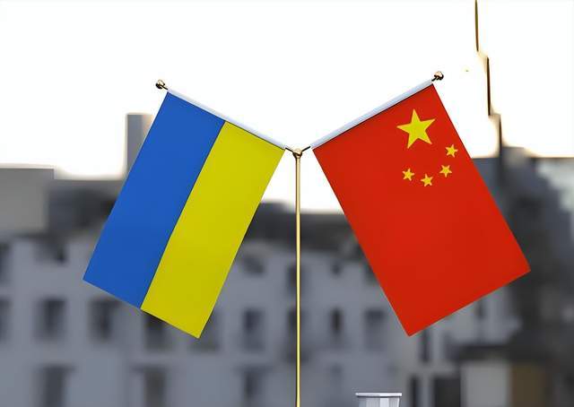 “民族英雄”泽连斯基的背后<strong></p>
<p>binance平台</strong>,站着一大批中国人