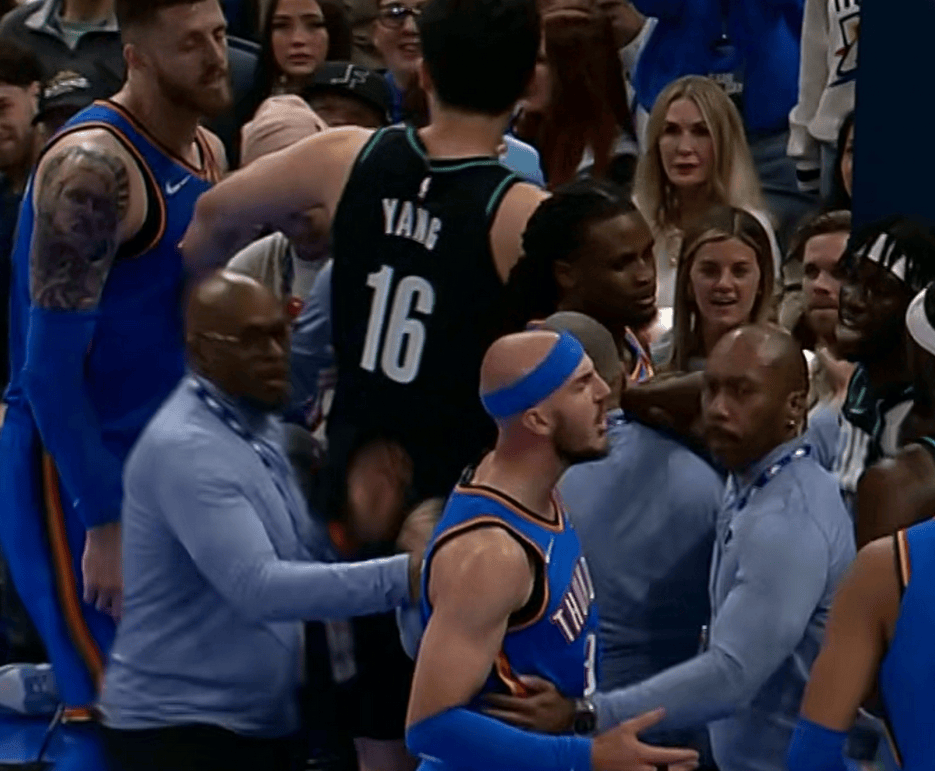 杨瀚森迎来NBA生涯首个三分<strong></p>
<p>binance平台</strong>,以26分的生涯总得分超越周琦,赛场劝架被赞“情绪稳定”