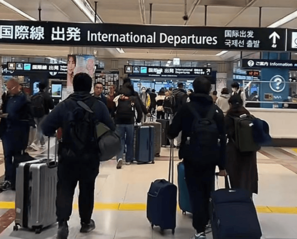 日本多次不宣而战<strong></p>
<p>币安binance</strong>，中国不得不防，高市早苗沉默之际，国人紧急返华