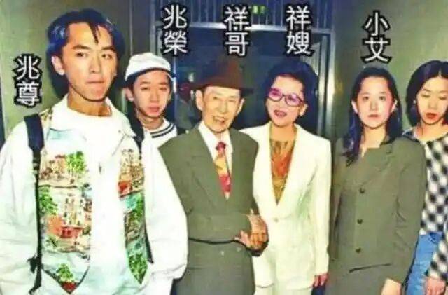 考古|港圈富二代曝被百名女星投怀送抱?交往3个女友雨露均沾<strong></p>
<p>币安binance</strong>,他是现代韦小宝