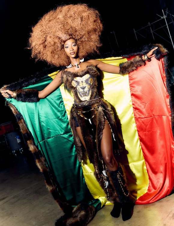 环球小姐决赛成“动物开会”<strong></p>
<p>币安binance</strong>?冠军被羞辱又深陷暗箱丑闻