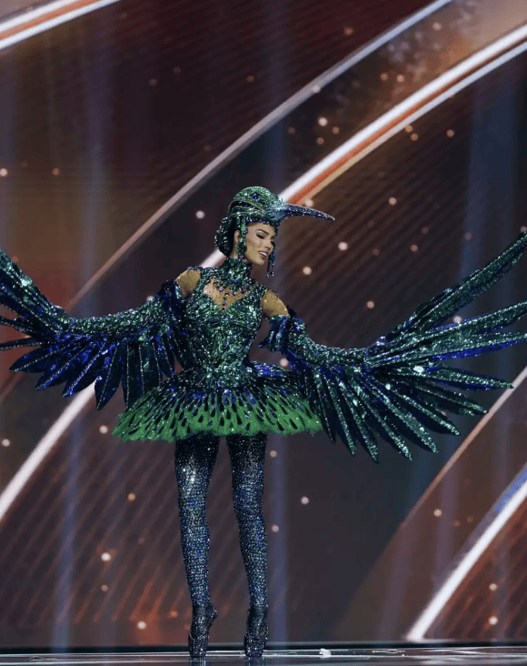 环球小姐决赛成“动物开会”<strong></p>
<p>币安binance</strong>?冠军被羞辱又深陷暗箱丑闻