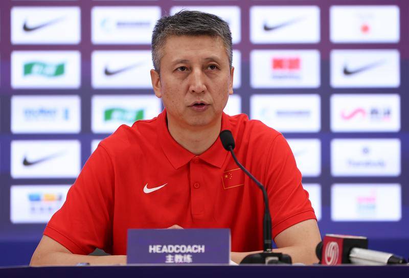 中国男篮备战韩国 郭士强:三将回归提升球队实力