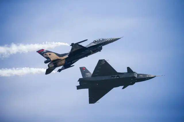 我们落后了？土耳其完成“世界首次无人机发射空空弹”<strong></p>
<p>eos币</strong>，性能如何