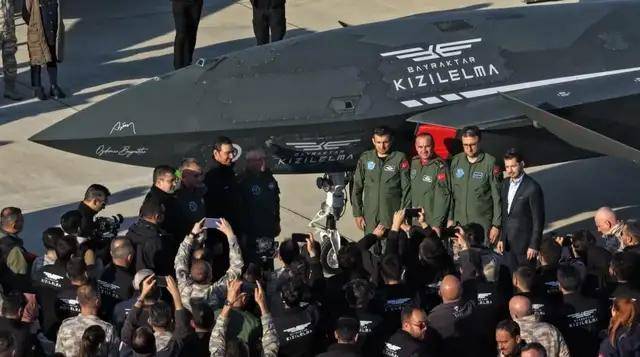 我们落后了？土耳其完成“世界首次无人机发射空空弹”<strong></p>
<p>eos币</strong>，性能如何