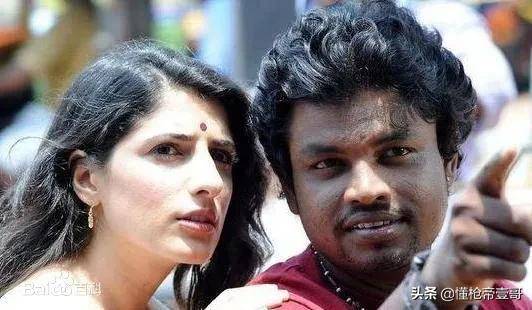 第一个扑向祁团长的印军黄种人面孔<strong></p>
<p>eos币</strong>,他到底是什么人?