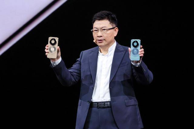HUAWEI Mate 80系列发布:以巅峰科技树立高端旗舰新标杆