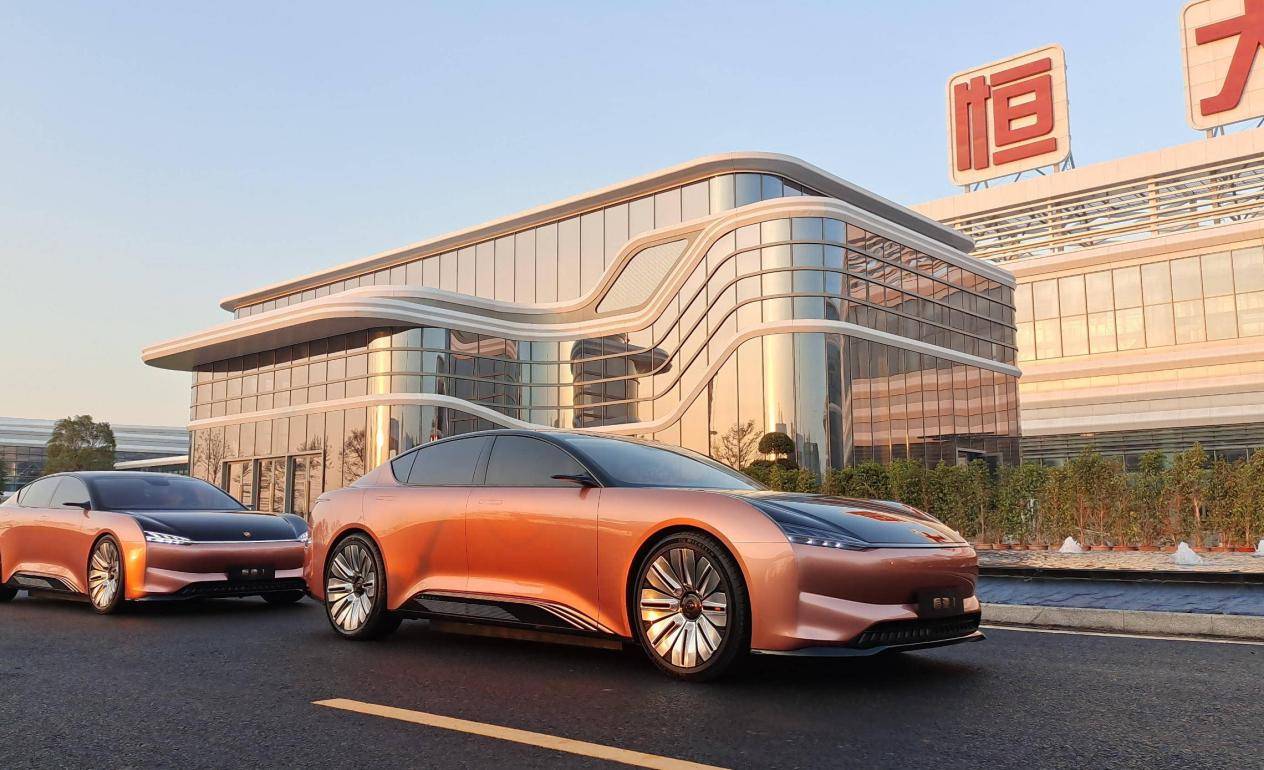 交付8万辆却蒸发5000亿市值<strong></p>
<p>eos币</strong>,雷军“抄底”小米能否对抗空头?