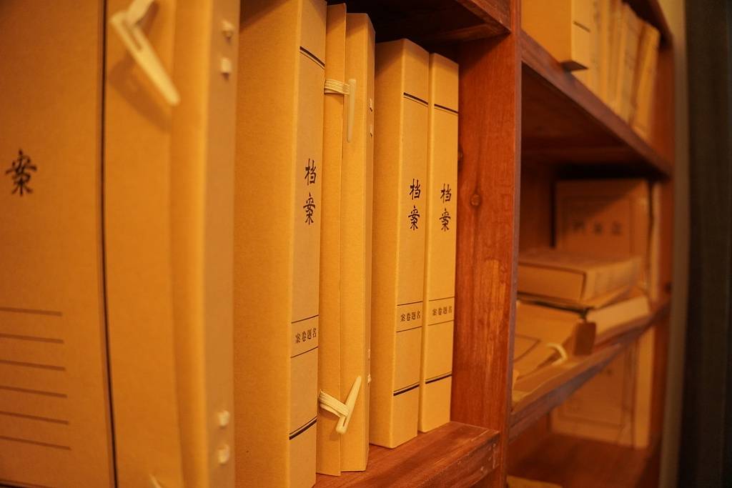 律师被造谣儿子吸毒<strong></p>
<p>eos币</strong>,“封存违法记录”的讨论跑偏了