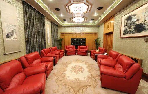 中方回应英方:强烈不满、坚决反对<strong></p>
<p>eos币</strong>!