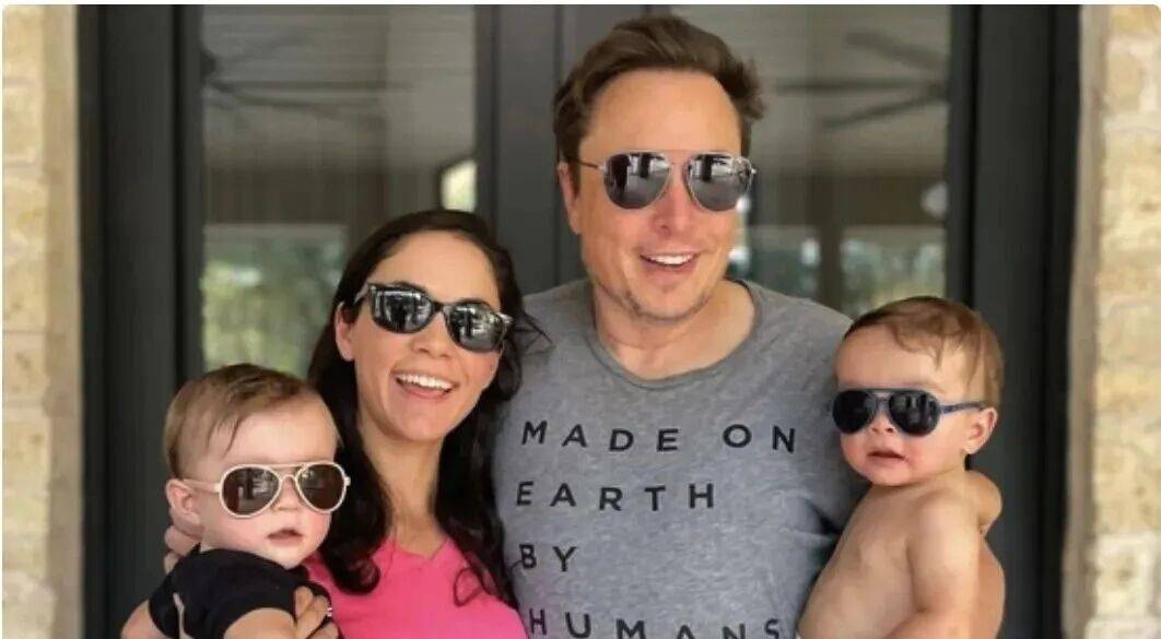 马斯克官宣小15岁高管女友<strong></p>
<p>eos币</strong>,毕业于耶鲁大学是AI专家,马斯克母亲力赞:她又智慧又独立