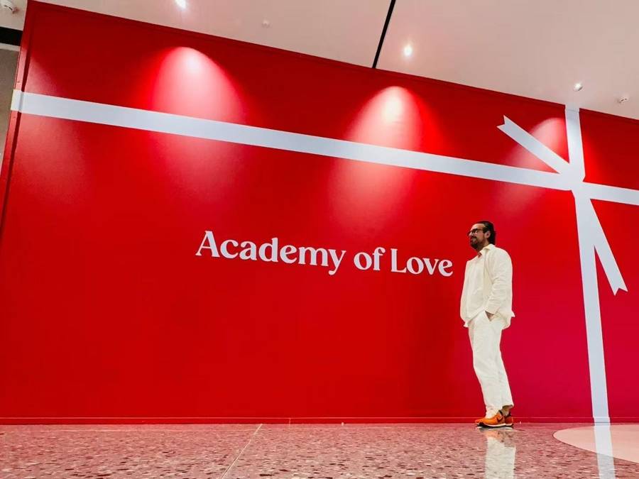 法国人在上海开店<strong></p>
<p>Sol</strong>，只卖白色衣服竟然火了丨上海滩上洋掌柜