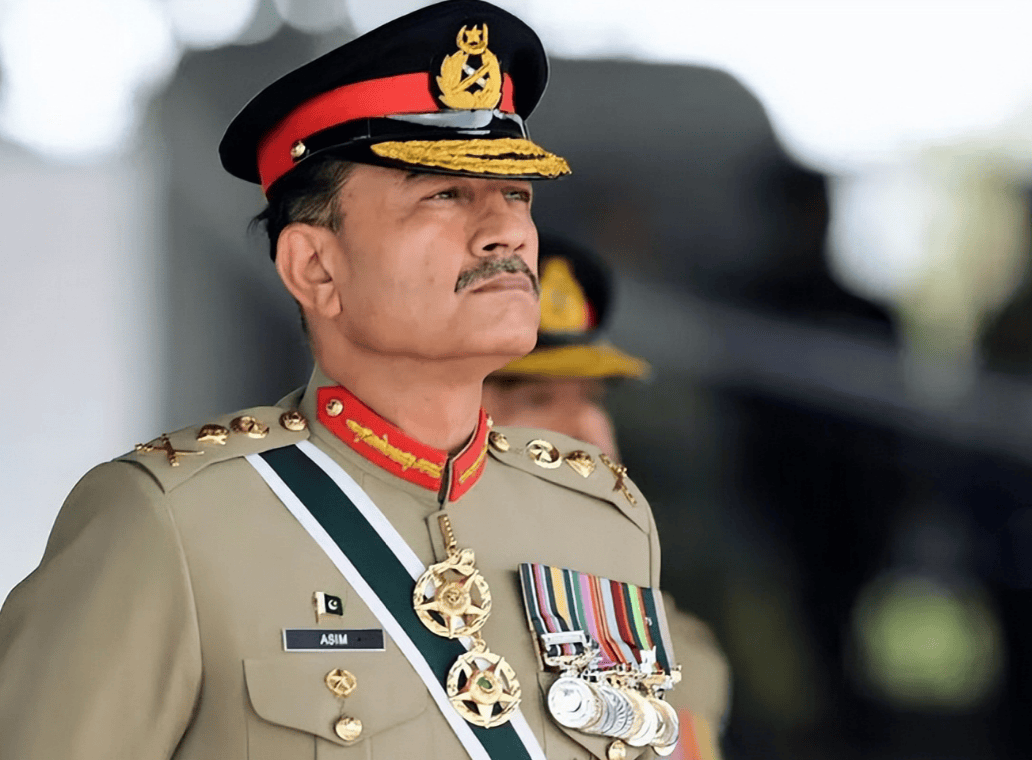 中日剑拔弩张之际<strong></p>
<p>Sol</strong>,四大邻国又打起来了!战机重武器全部上场