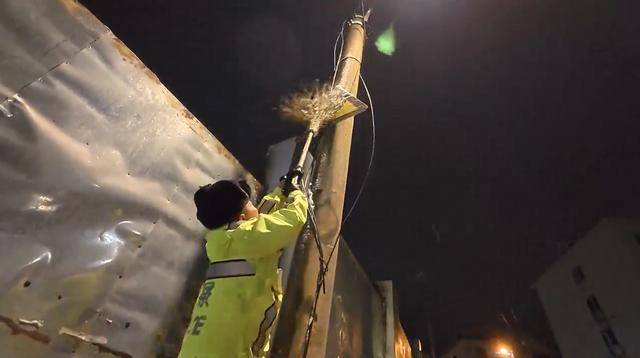 外交部发言人毛宁点赞山东德州交警<strong></p>
<p>usdc</strong>!