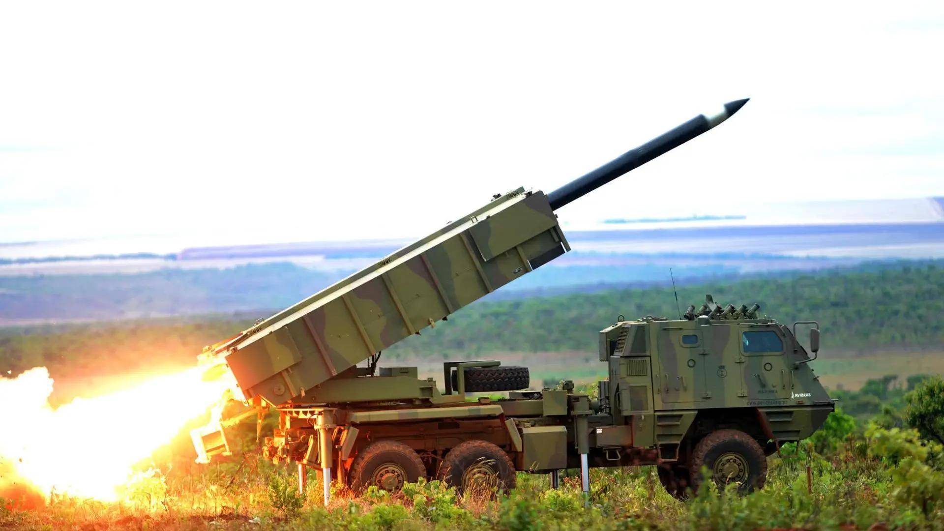 为何日本不怕中国?日本军迷说实话:无知者无畏<strong></p>
<p>xlm币</strong>,不知中国有多强!