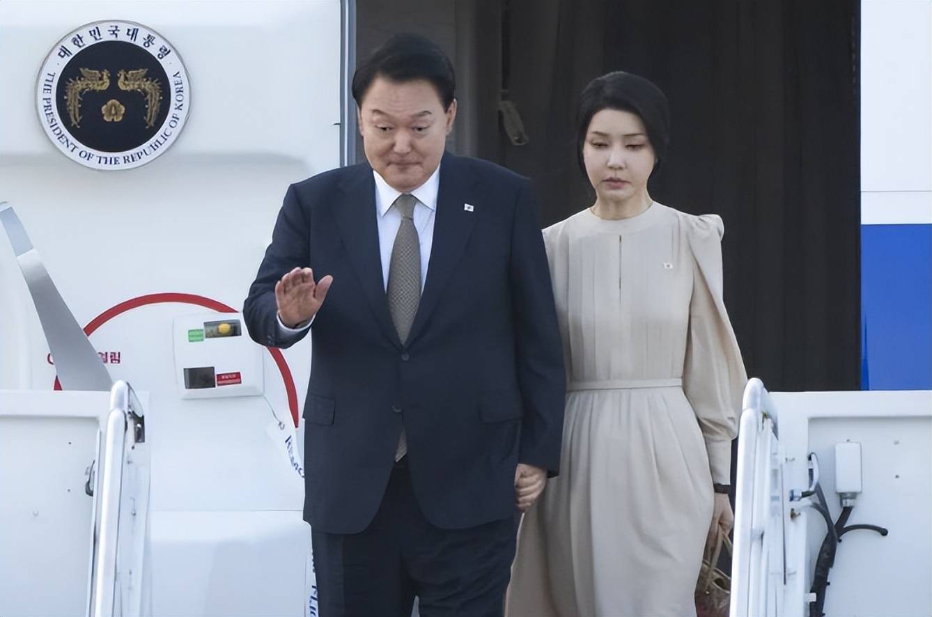 致命一击?金建希招出来的最新口供,成了压垮尹锡悦的最后一根稻草