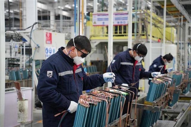 董明珠硬刚空调“铝代铜”<strong></p>
<p>xmr币</strong>！海尔、美的、小米将联合推动空调核心散热部件的铜管换成铝管