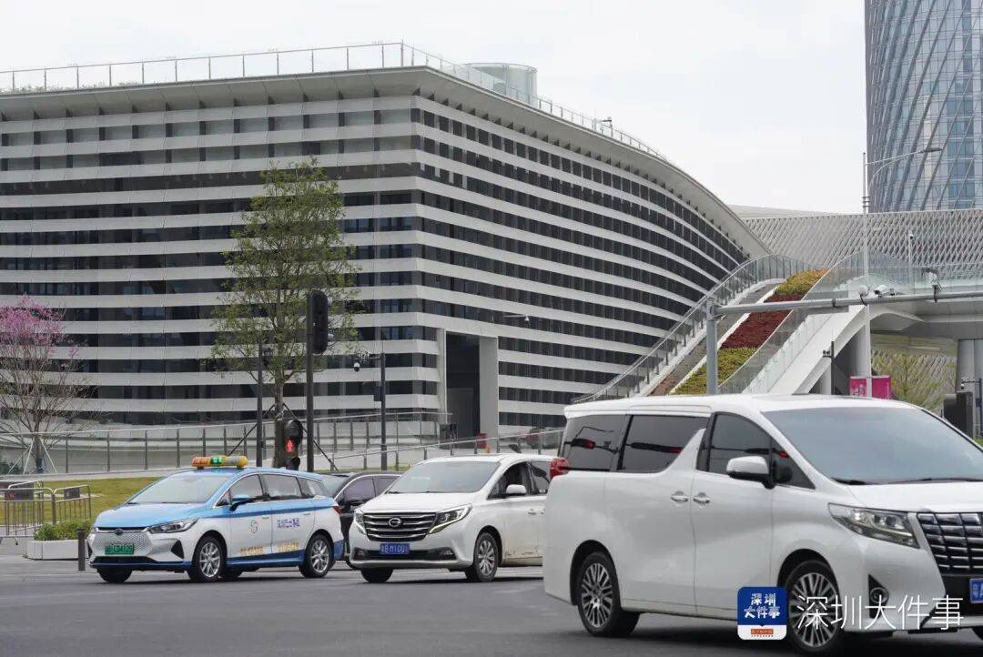 已撤下！深圳网红地标火速拆除争议招牌<strong></p>
<p>xrp</strong>，曾连夜发公开信